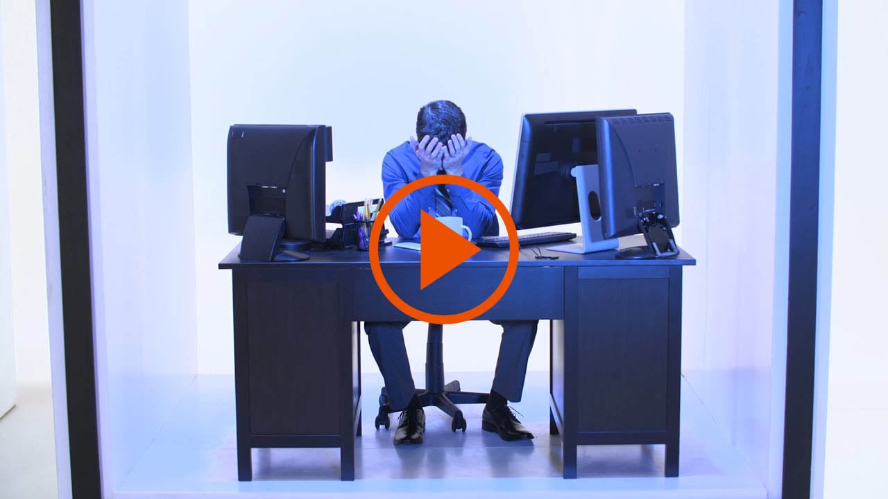 https://media.eyemed.com/cms/caas/v1/media/285488/data/0dee7ba2b0d274d2529f7b2749c432e2/digital-eye-strain-thumb.jpg